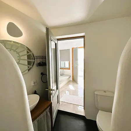 Lioyerma Cave Villa2 With Private Hot Tub Oia  Exterior photo