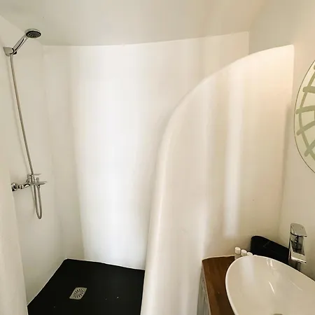 Lioyerma Cave Villa2 With Private Hot Tub Oia  Exterior photo