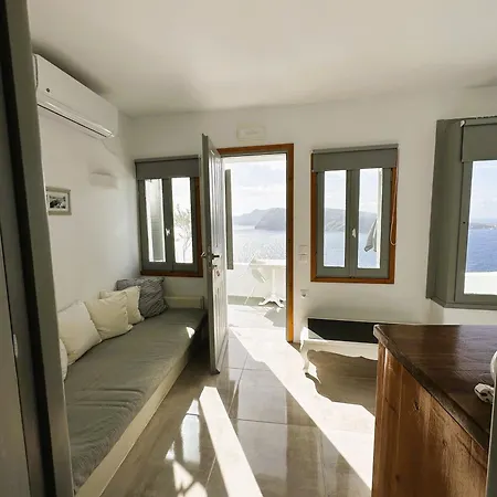 Lioyerma Cave Villa2 With Private Hot Tub Oia  Exterior photo
